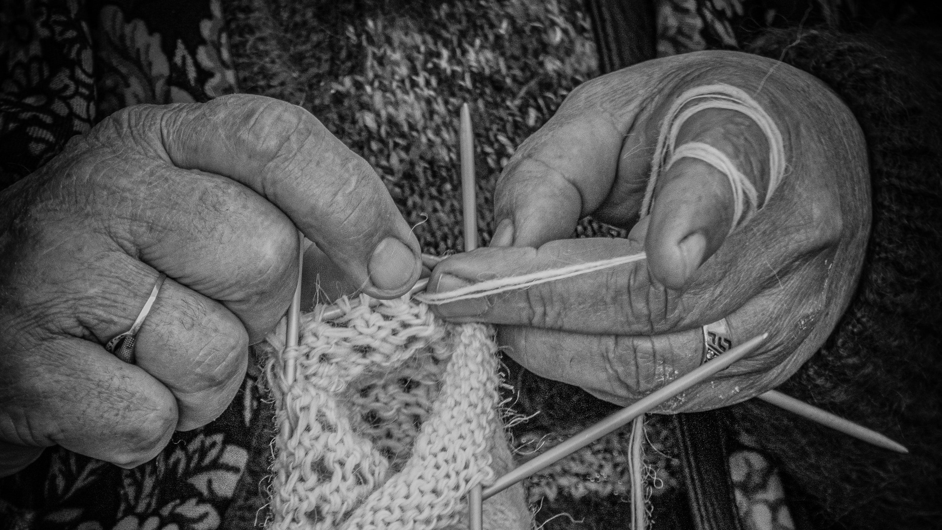 Le tricot, une activité qui préserve le cerveau, avec Bonjour Senior