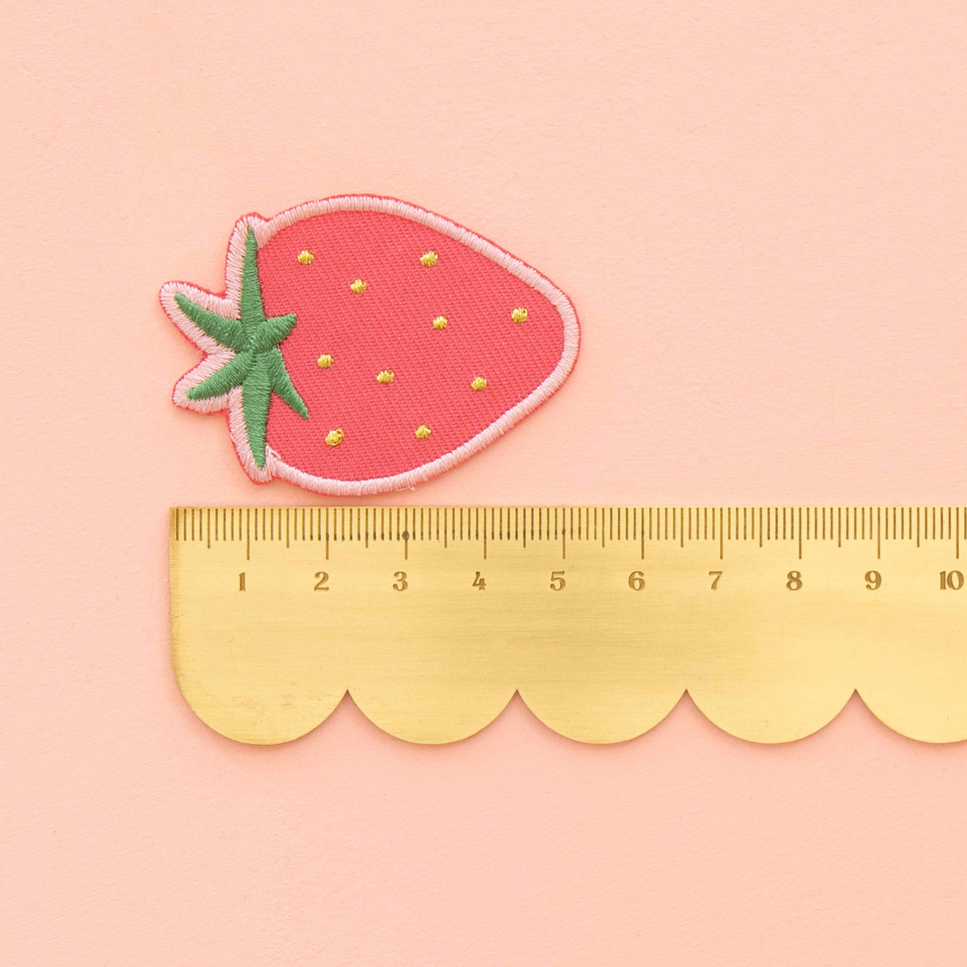 Patch thermocollant en forme de fraise