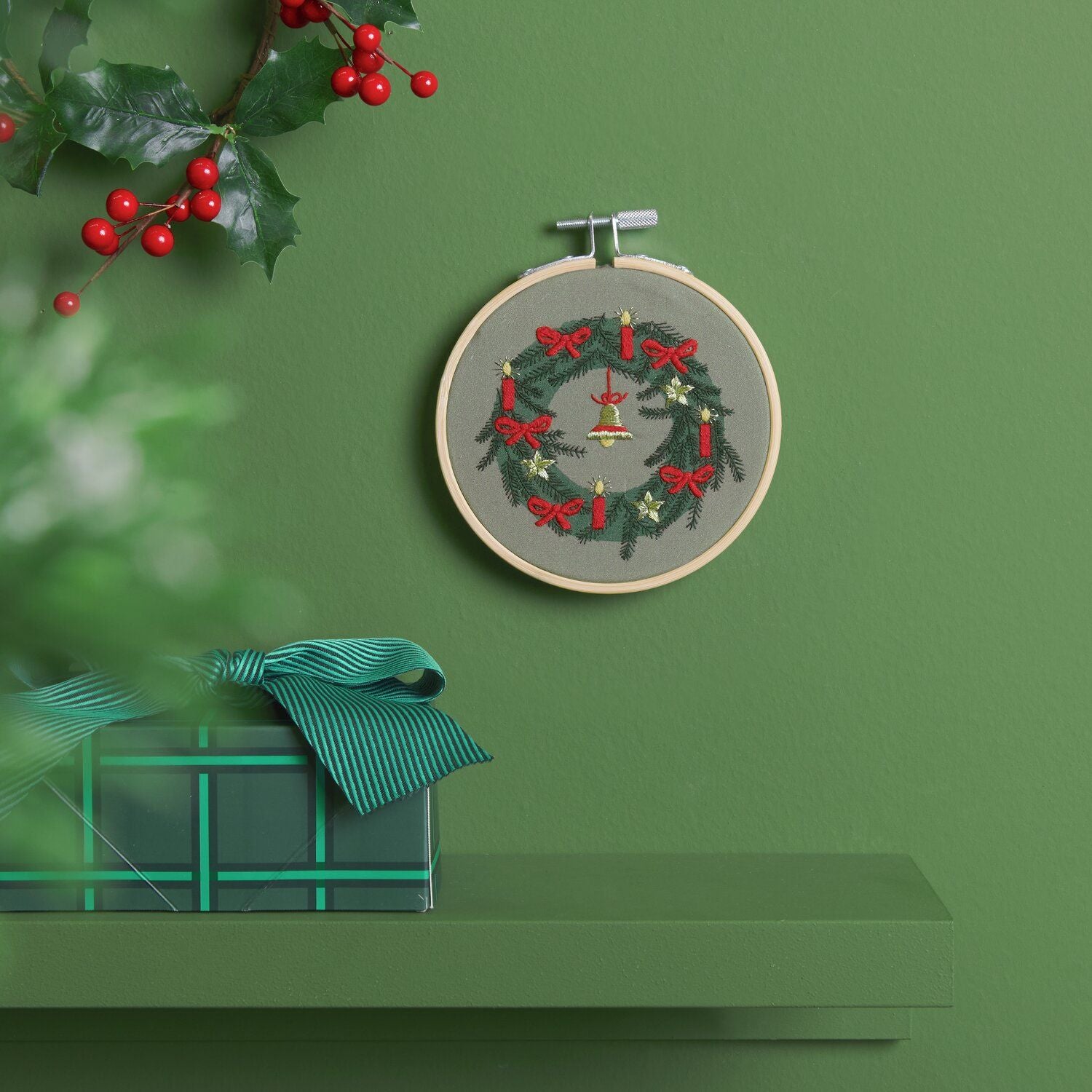 Kit broderie - Couronne de Noël