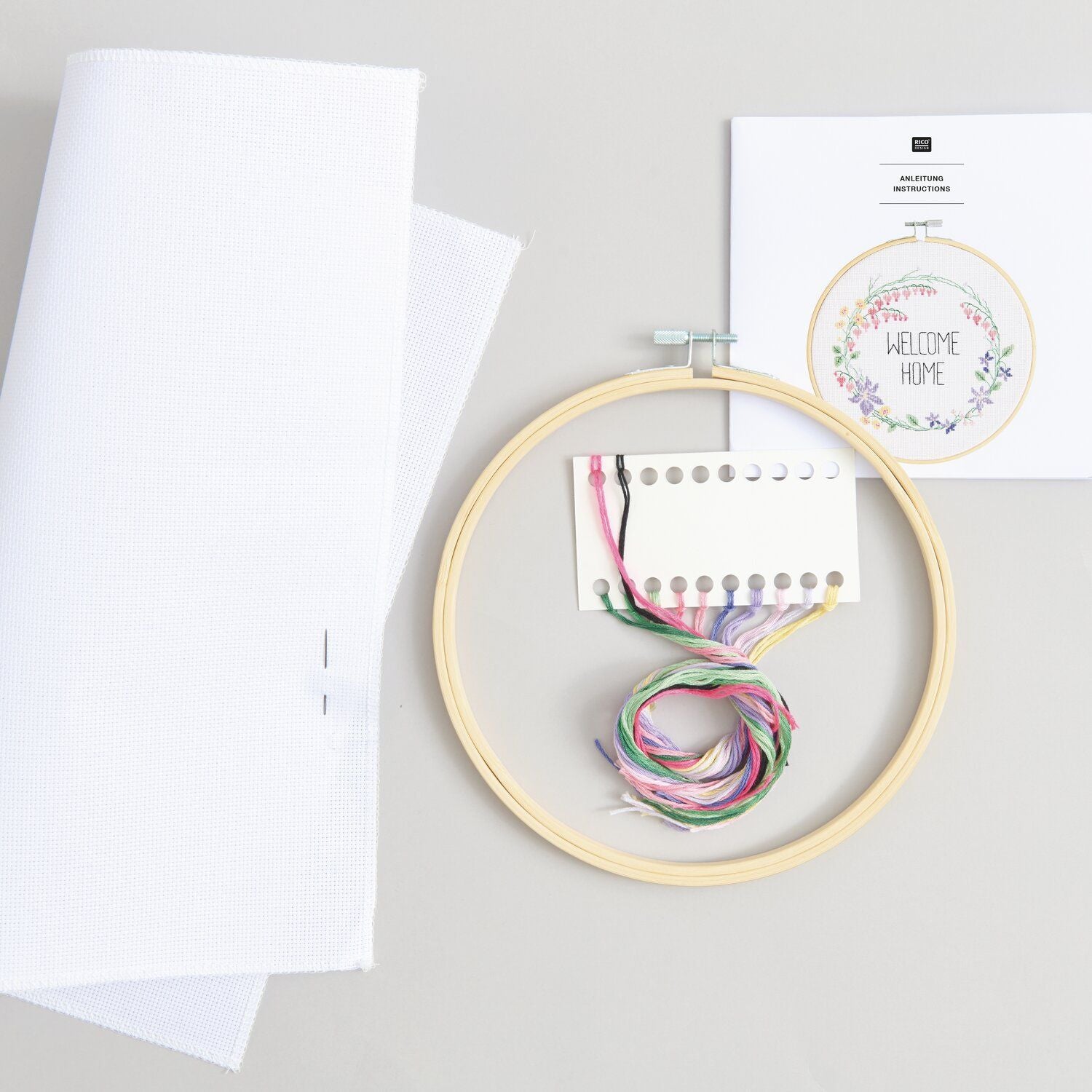 Kit Point de croix - Couronne de Fleurs