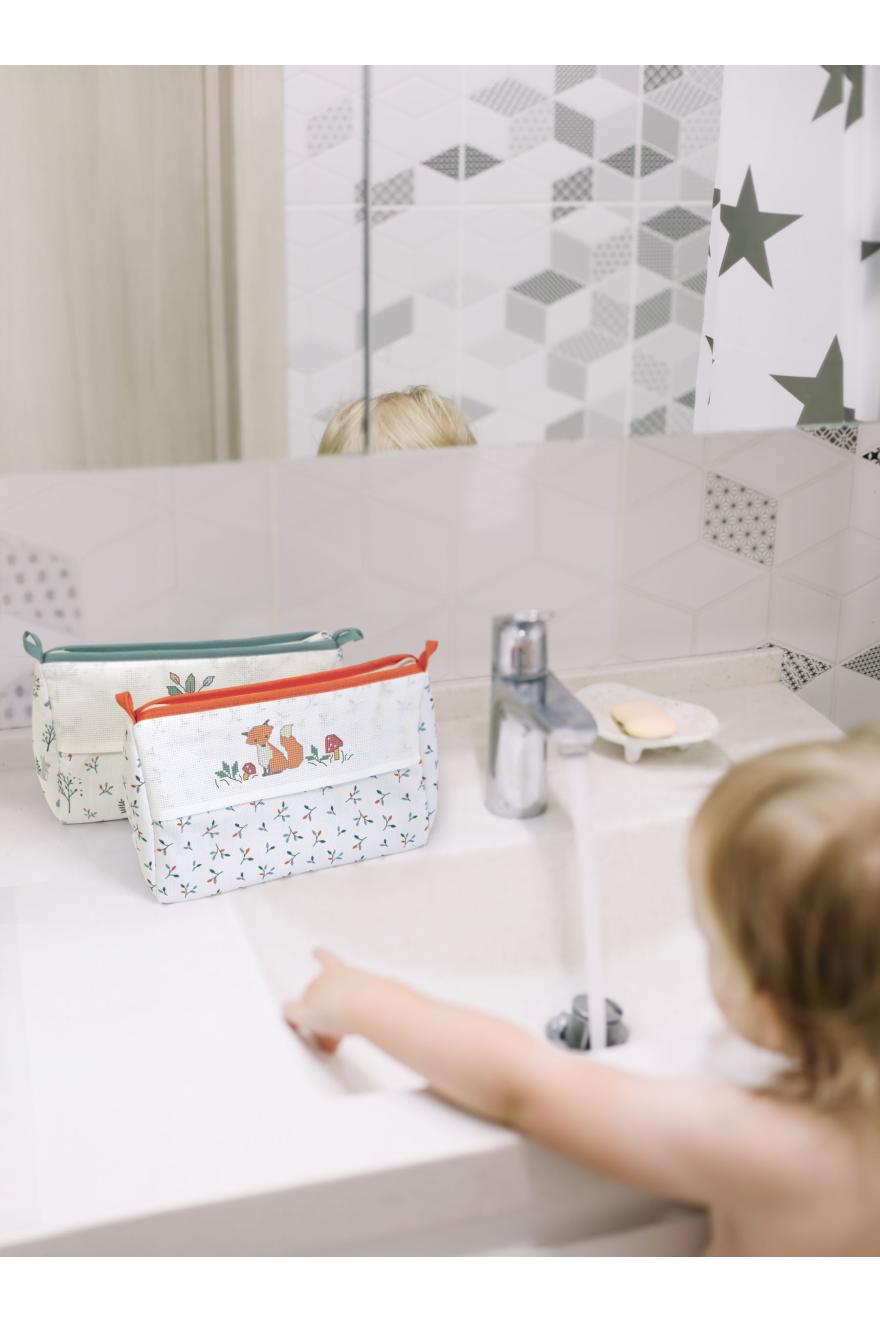 Trousse de toilette à broder - Forêt enchantée