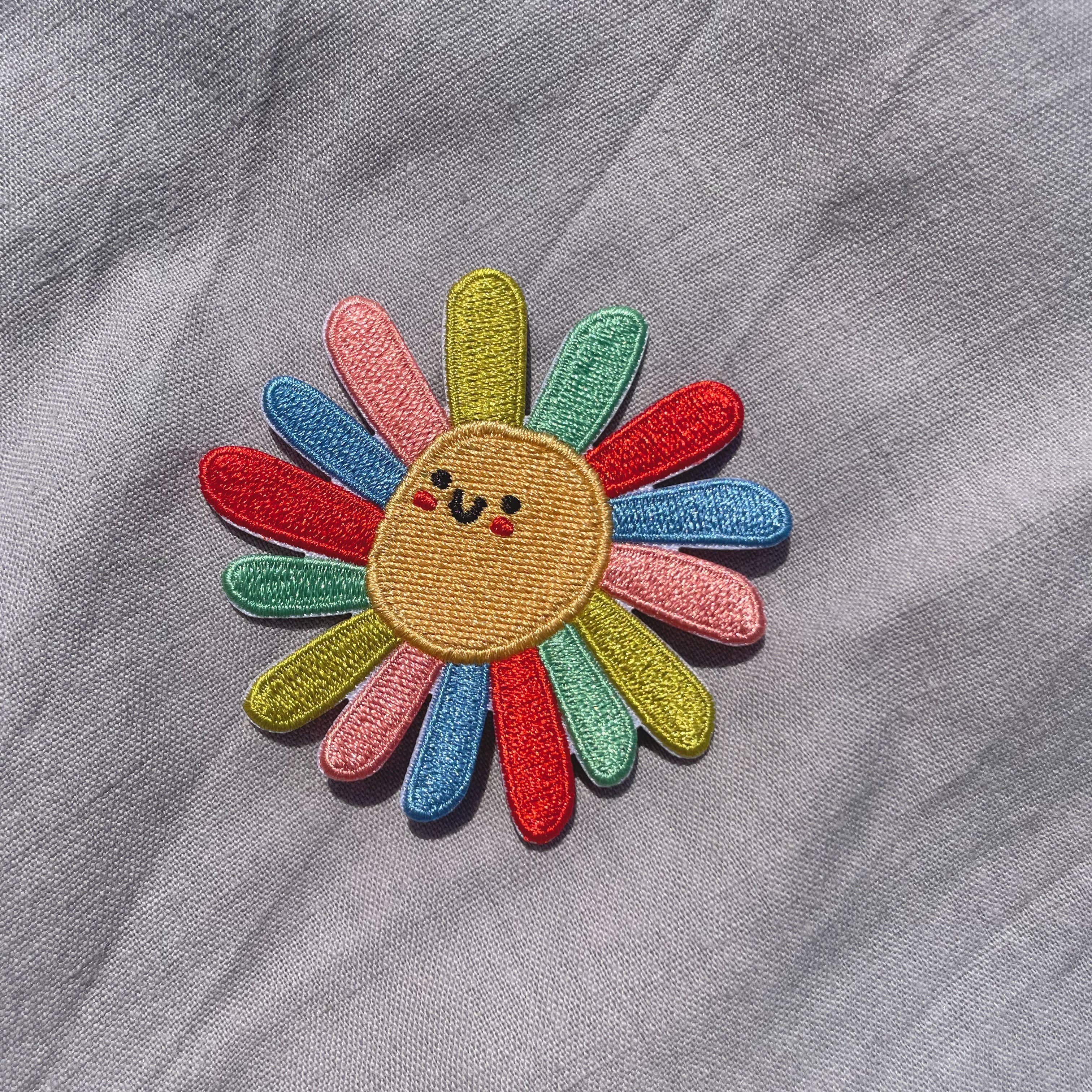 Fleur colorée - Écusson thermocollant