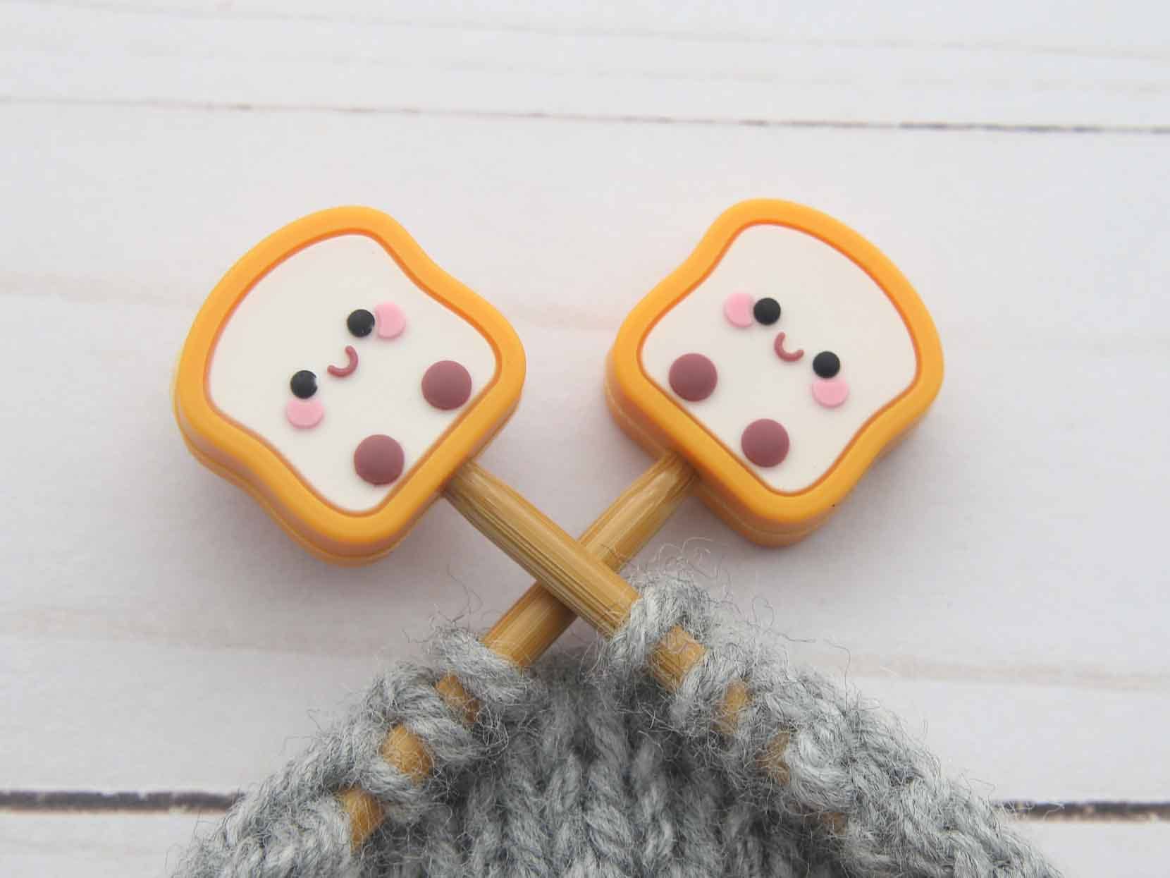 Toast | Bouchons d'aiguilles