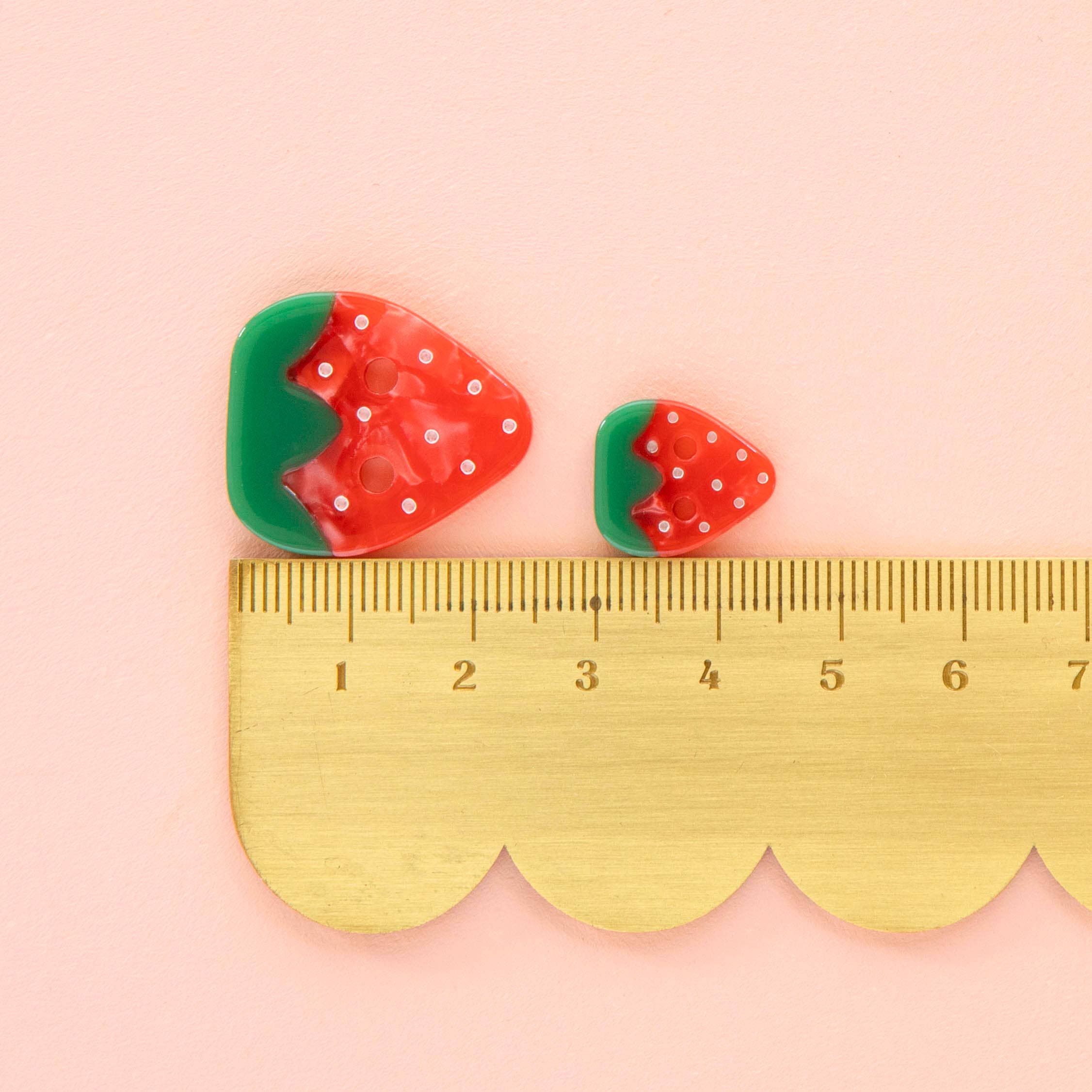 Boutons Fraise Petits 15 mm