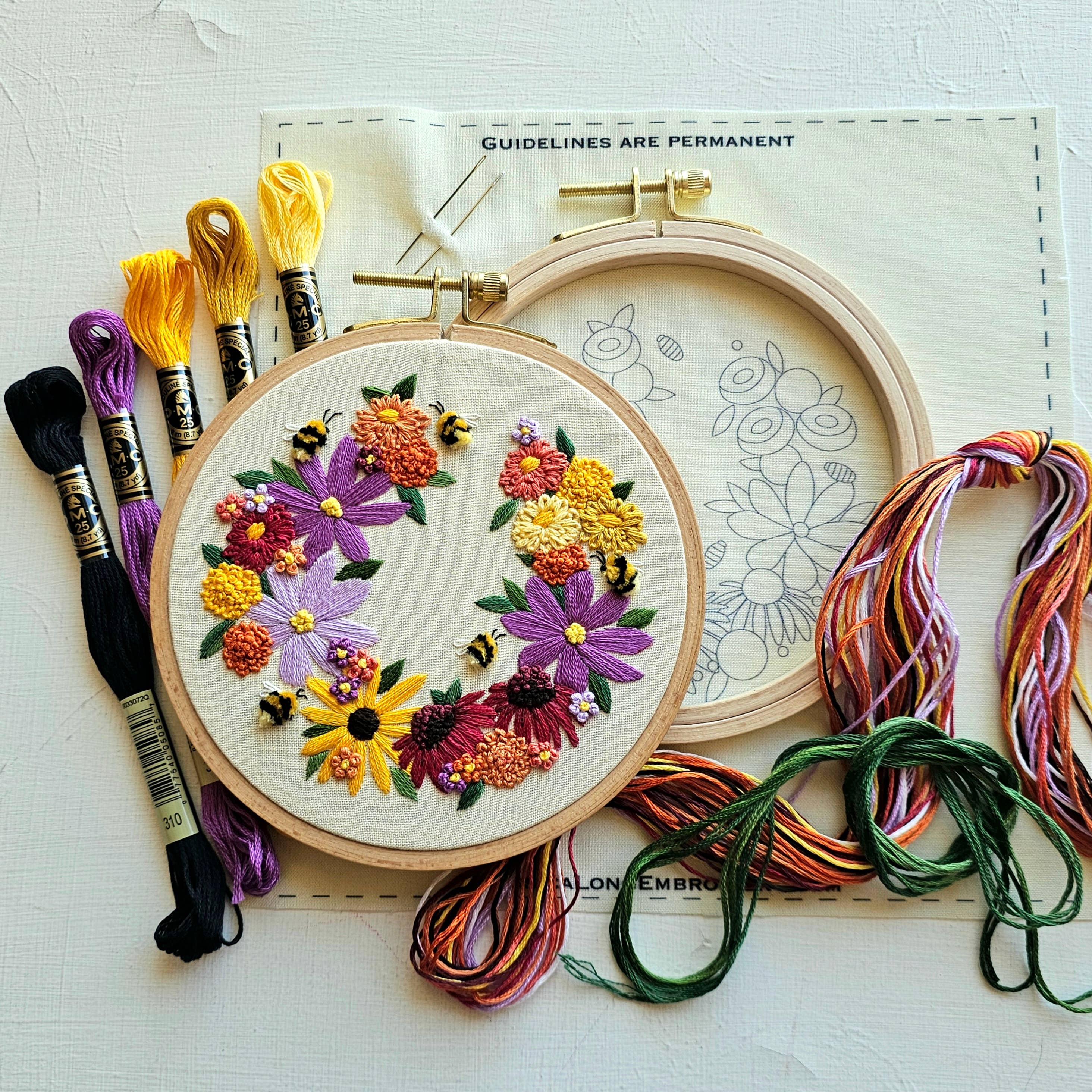Kit de Broderie Bouquet de Bourdon