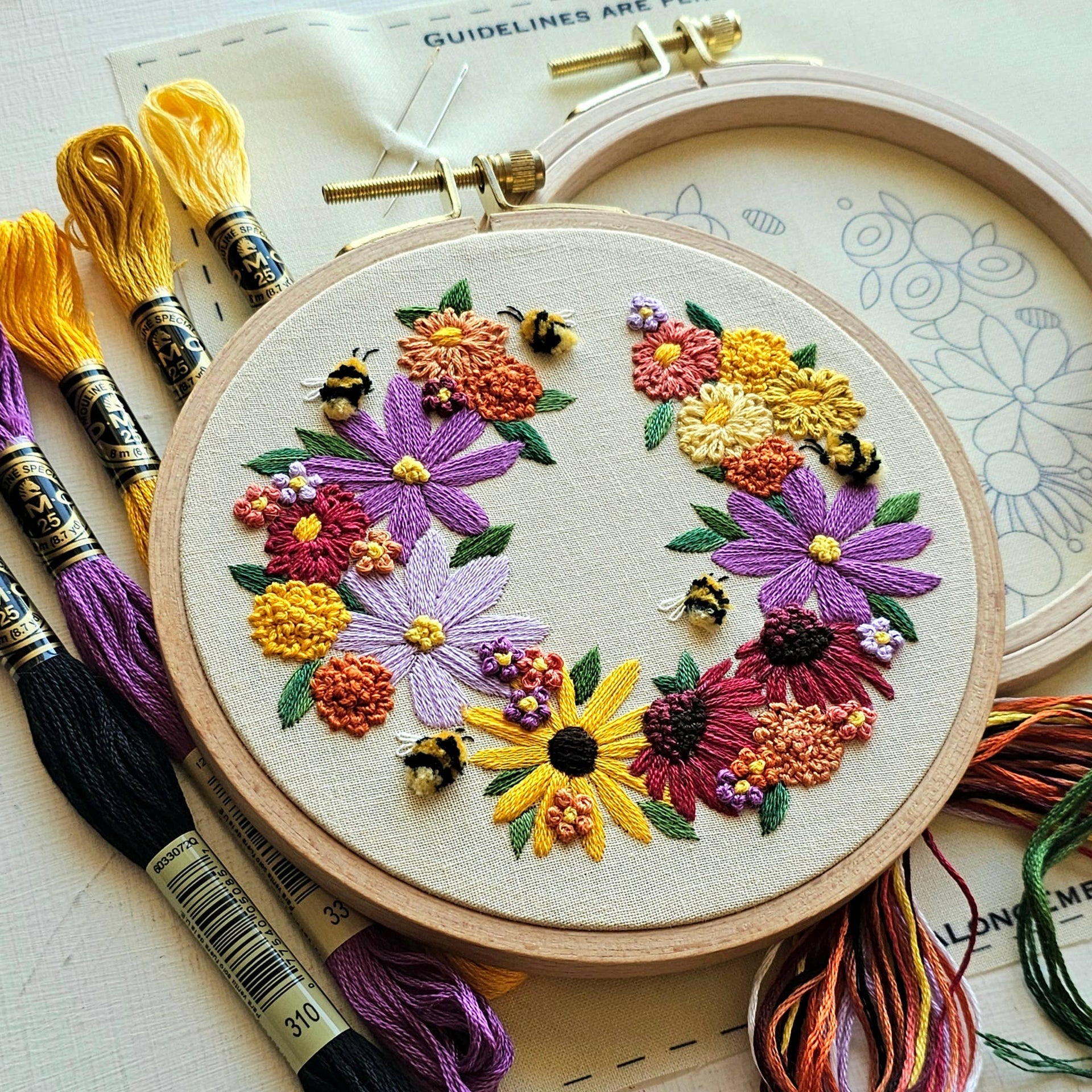 Kit de Broderie Bouquet de Bourdon