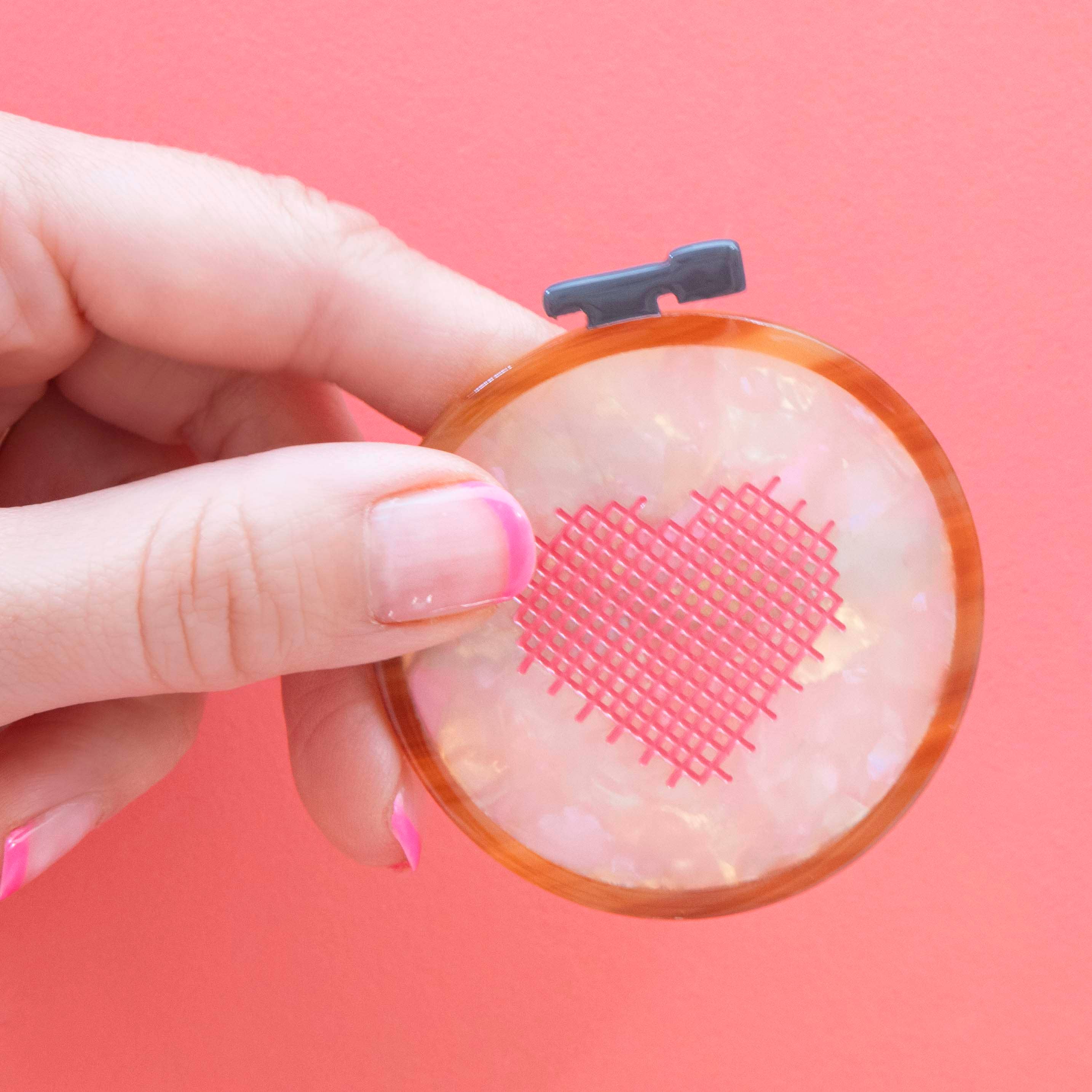 Barrette à clip pour cheveux - cerceau de broderie au point de croix