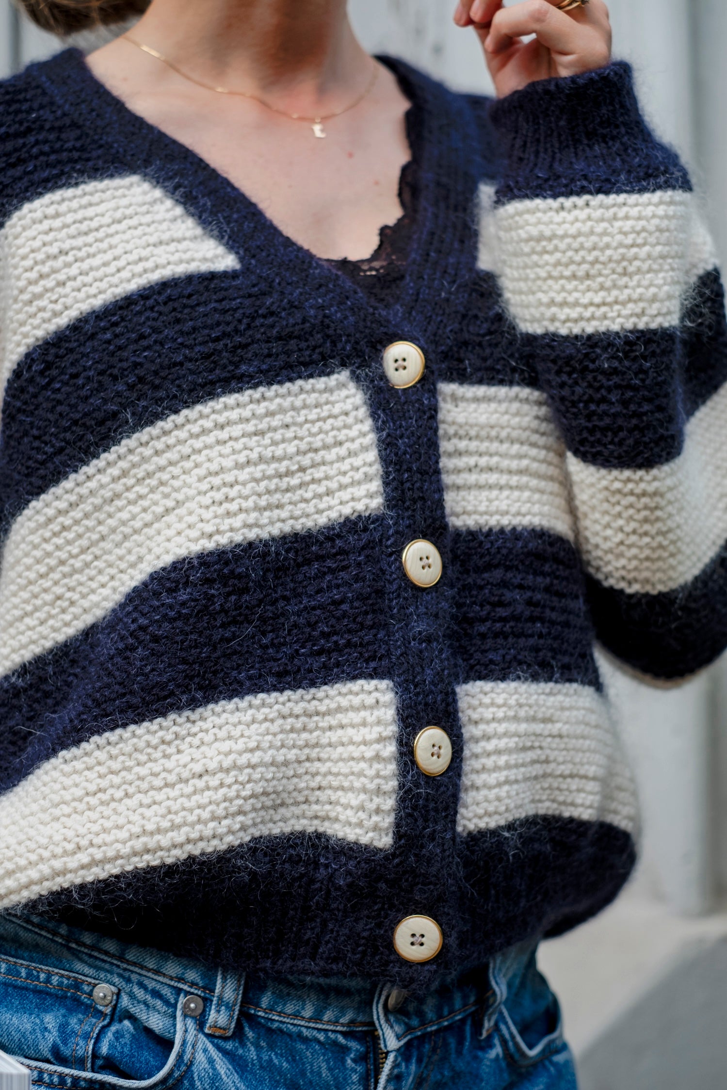 Knits to wear : Effortless Patterns by Kutova Kika