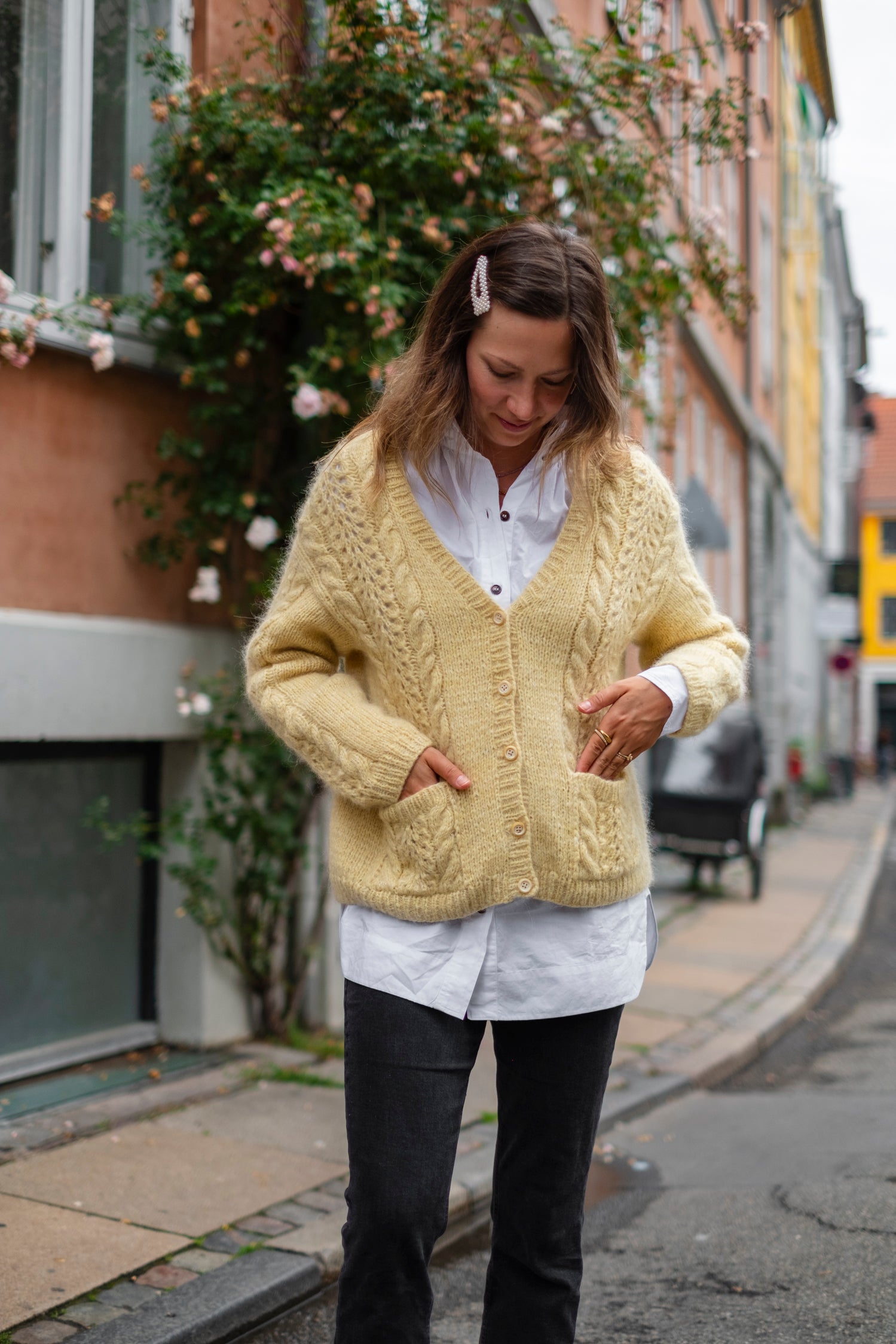 Knits to wear : Effortless Patterns by Kutova Kika