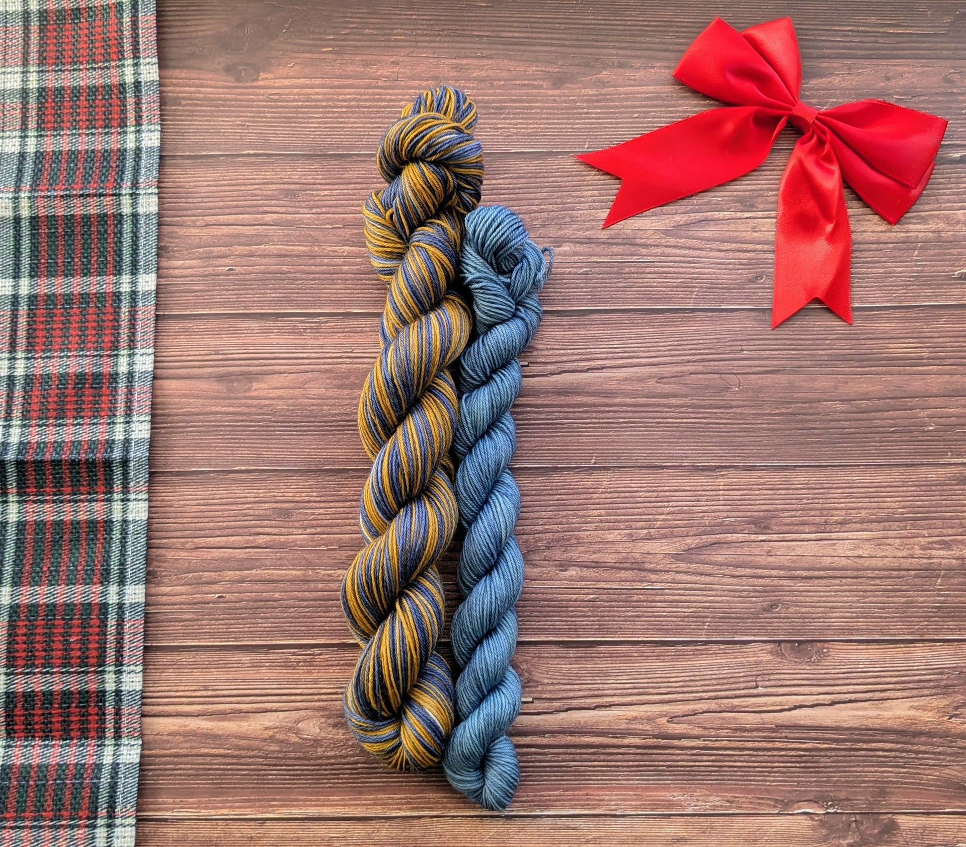 Laine à chaussette auto-rayante