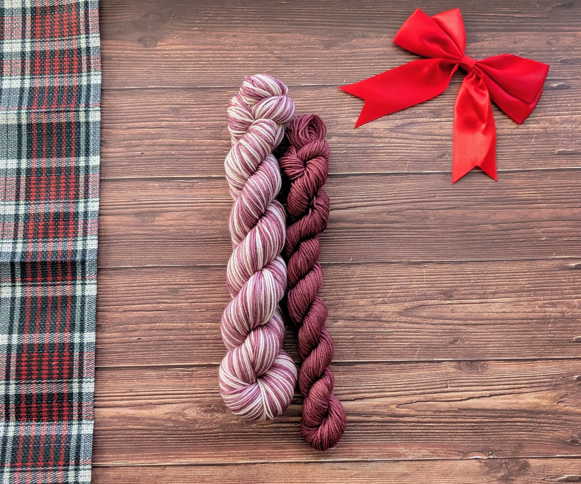 Laine à chaussette auto-rayante