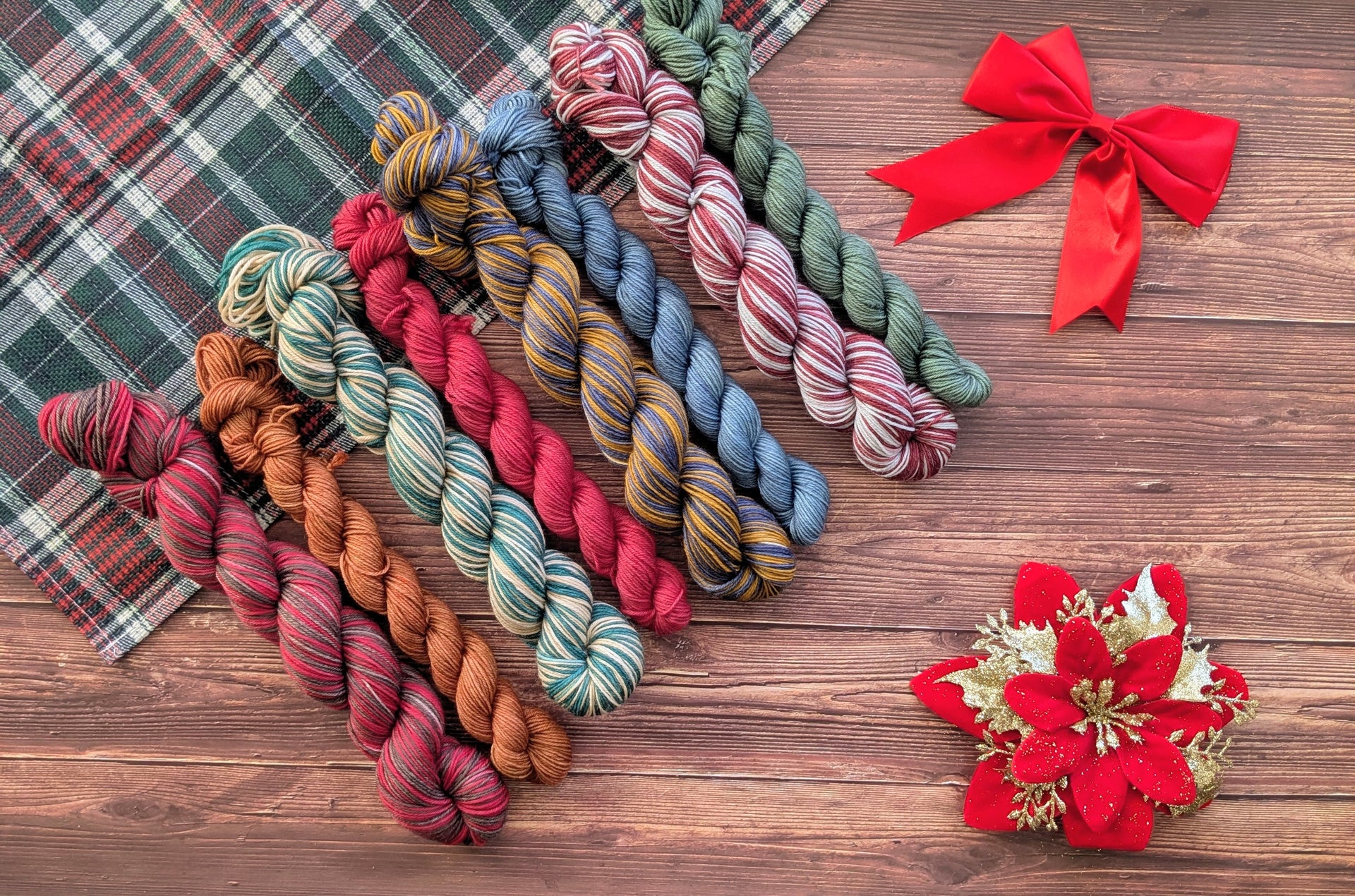 Laine à chaussette auto-rayante