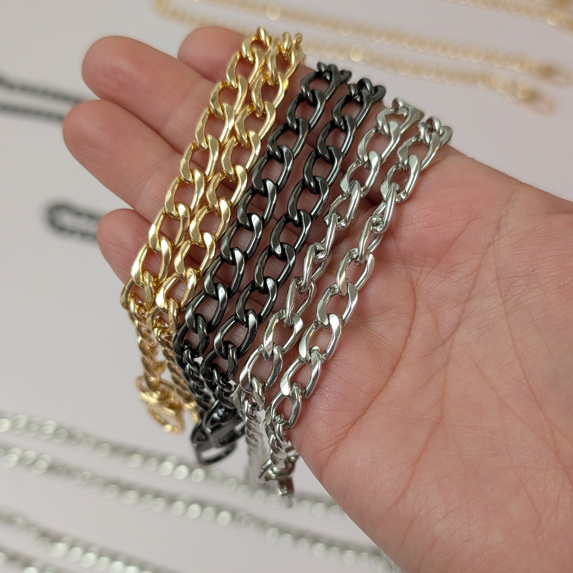 Chaines de sac à main
