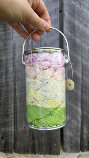 Pot de peinture - Laine à chaussette