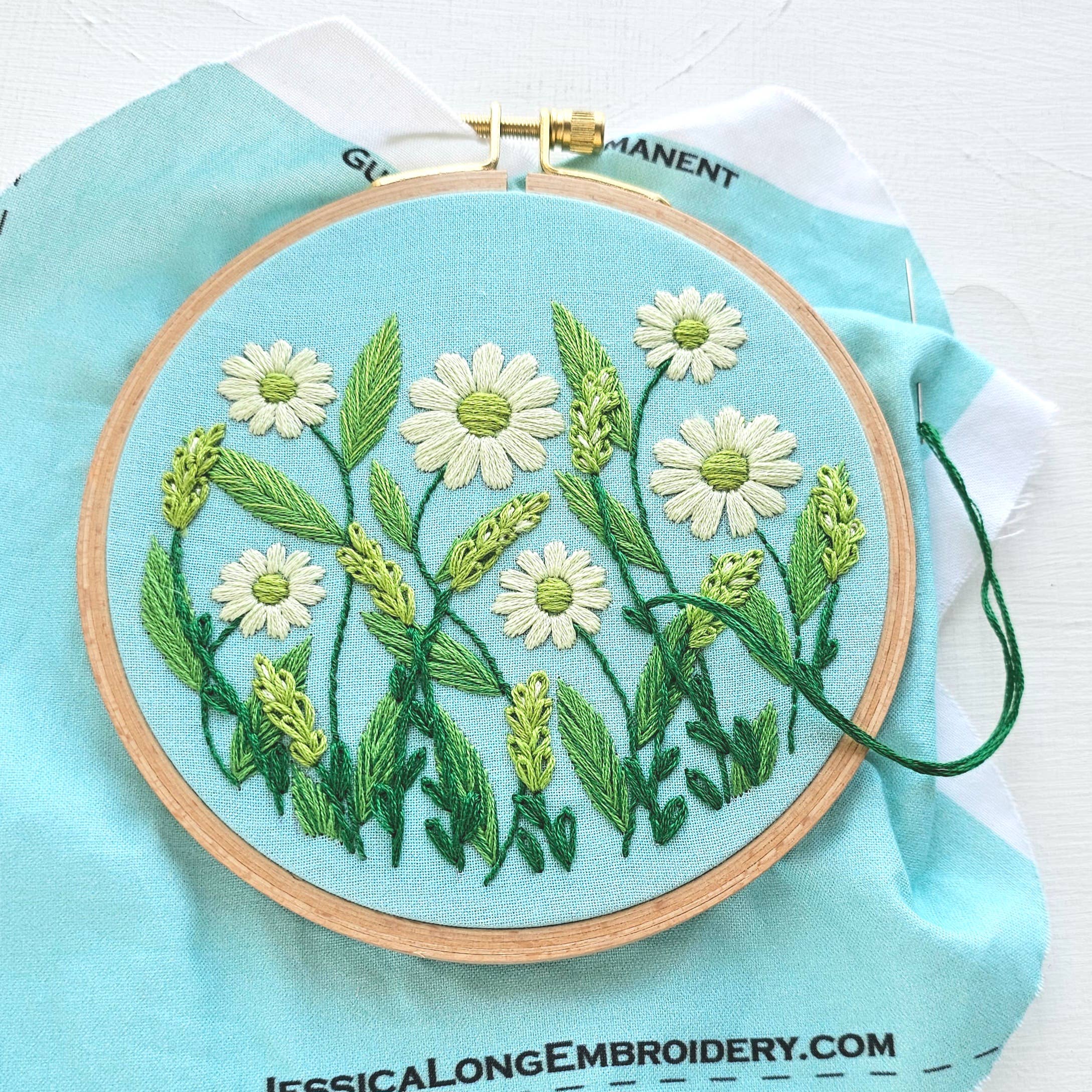 Kit de broderie Daisy Field pour débutants