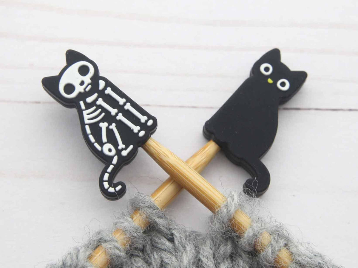 Chat squelette | Bouchons d'aiguilles