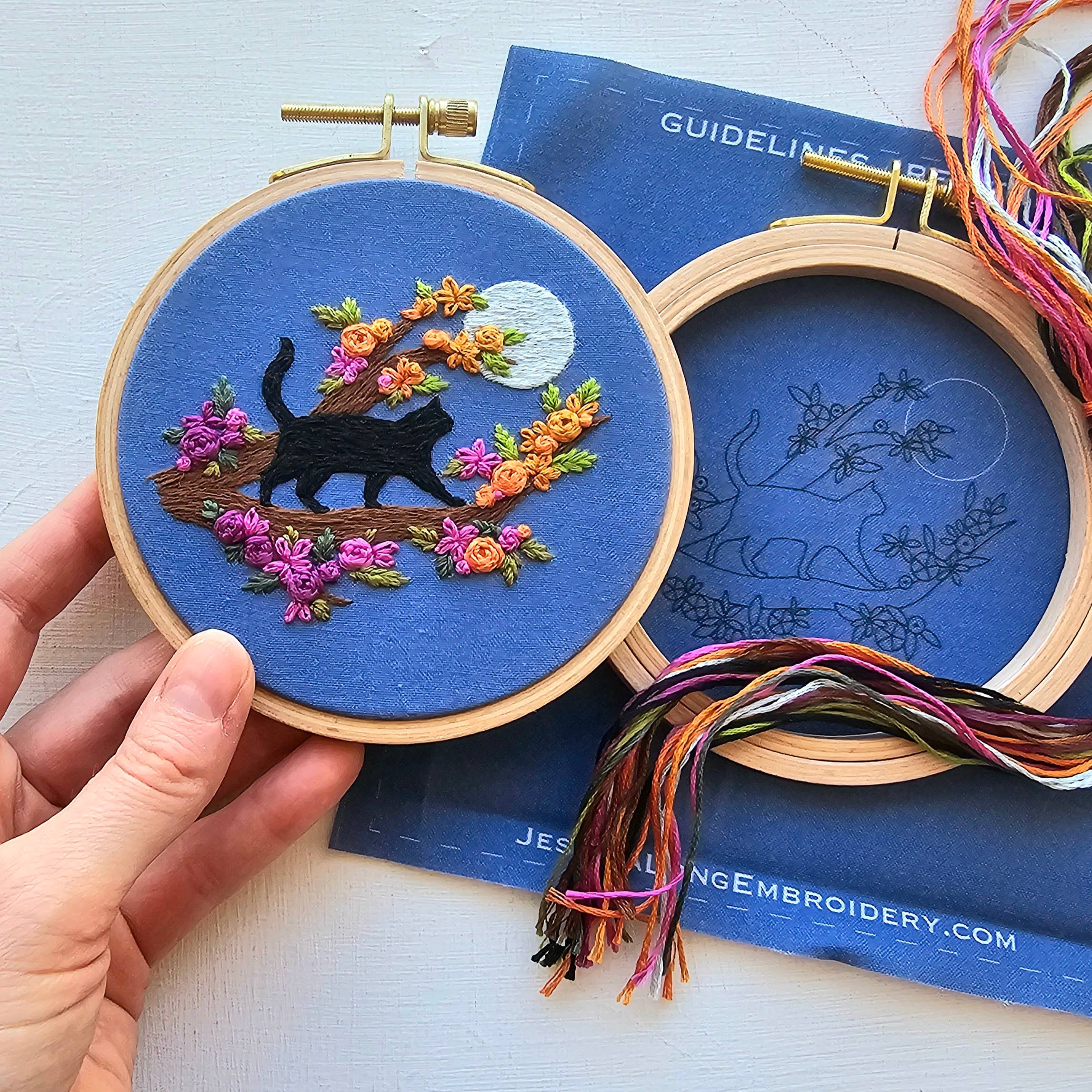 Kit de broderie Mini chat noir et pleine lune