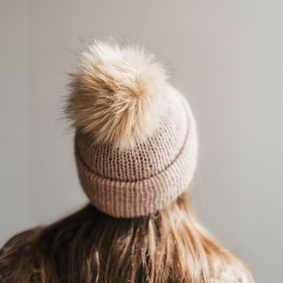 Pompon en fausse fourrure