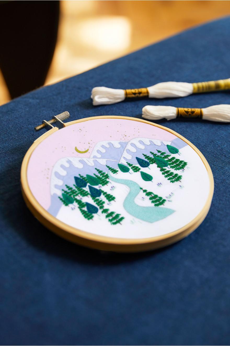 Paysage hivernal - Broderie traditionnelle