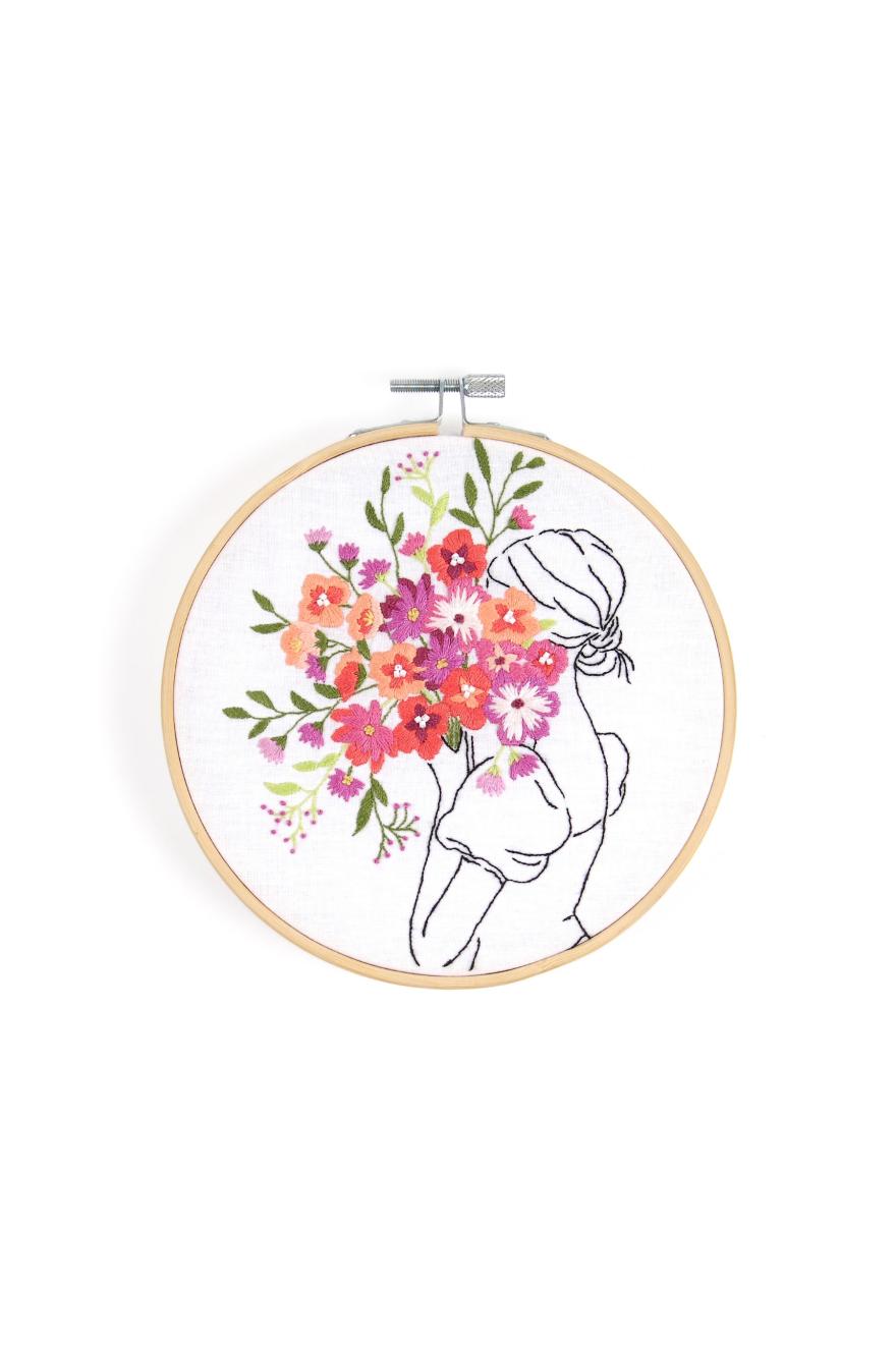 Brassée de fleurs - Broderie traditionnelle