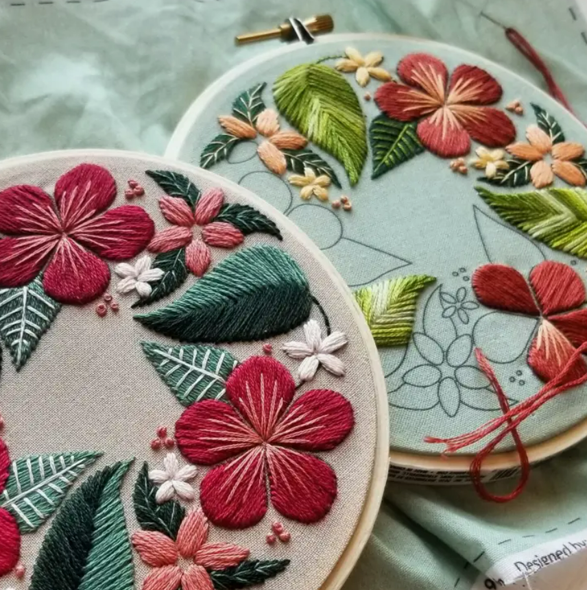 Kit broderie Floral Flourish - fond beige